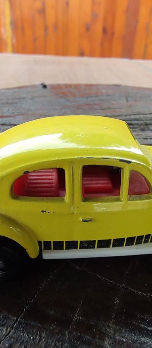 Volkswagen Beetle by Playart Hong Kong