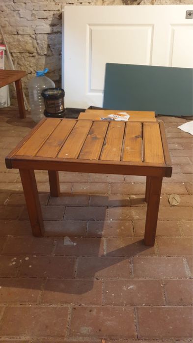 Mobilier plaja umbrele , șezlonguri