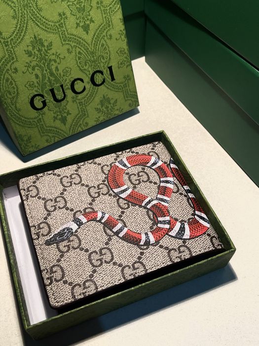 GUCCI portofel wallet cu snake logo