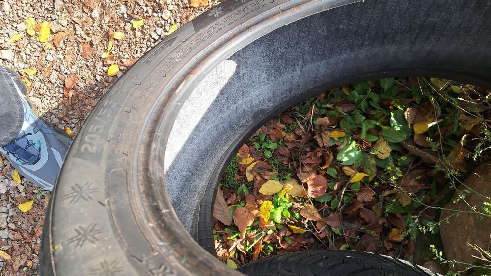 205 55 16 Michelin Alpin 5 два бр