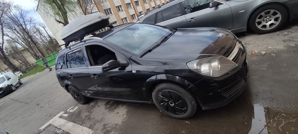 Vând sau schimb cu auto peste 2016 + diferența Opel Astra H break 1.7