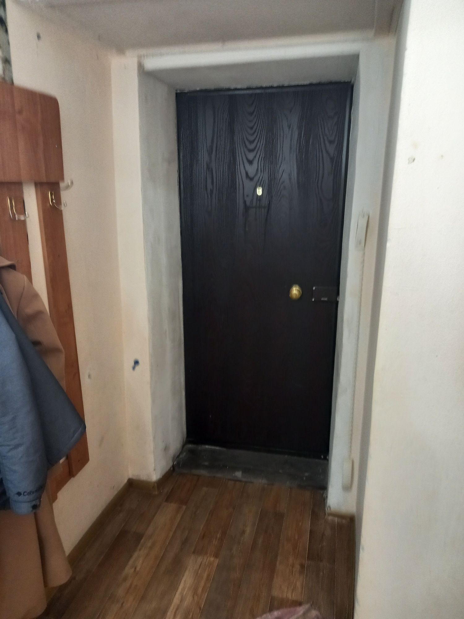Продам 2 комнатную квартиру
