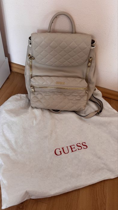 Ghiozdan Guess crem