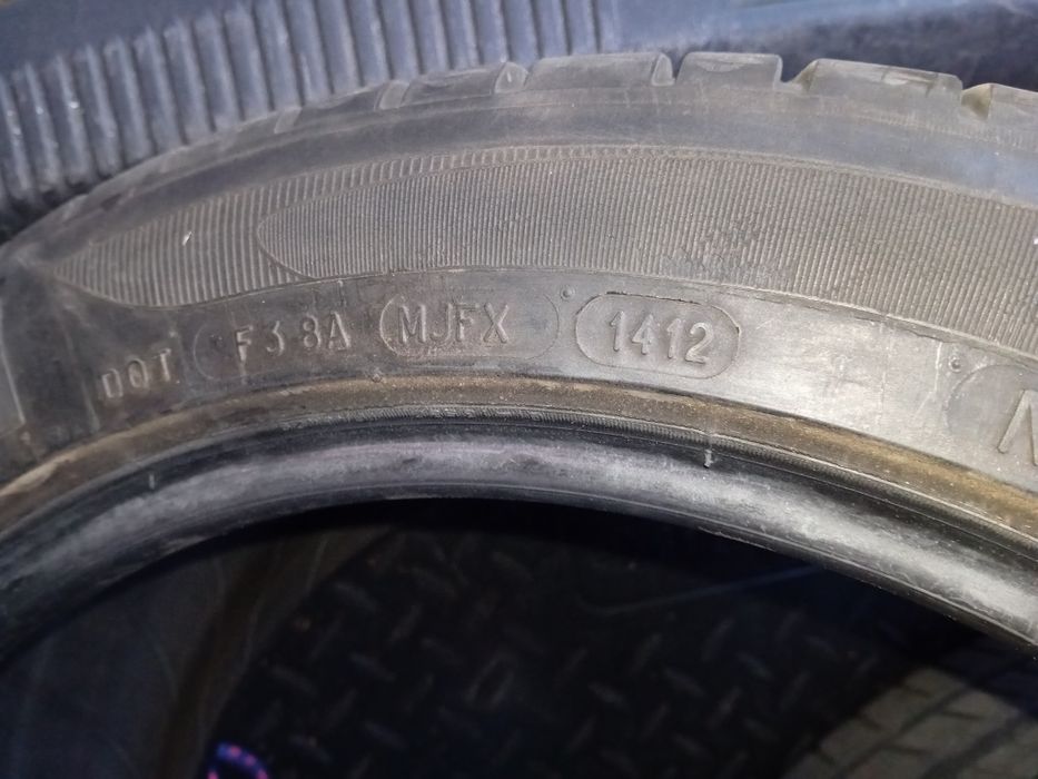 Vând anvelope michelin
