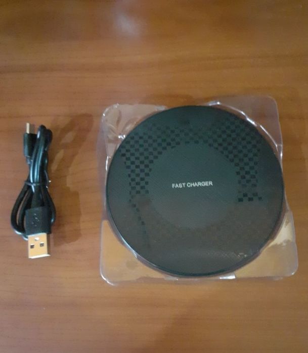 Vând / Schimb încărcător Wireless Charger pentru iphone, samsung S22 S