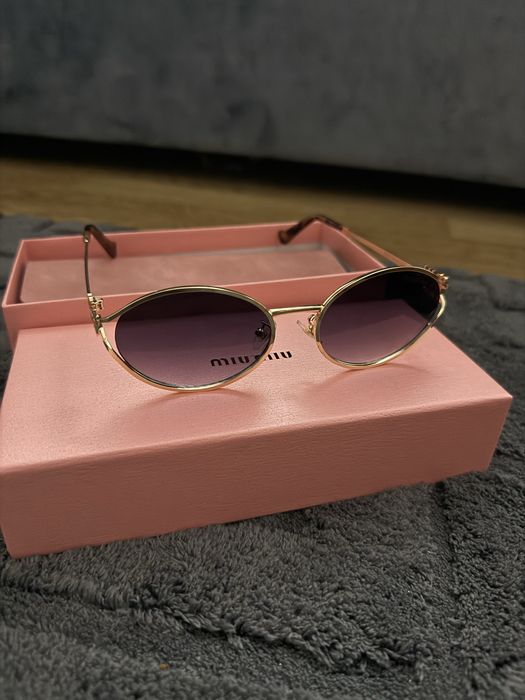 Ochelari de soare Miu Miu