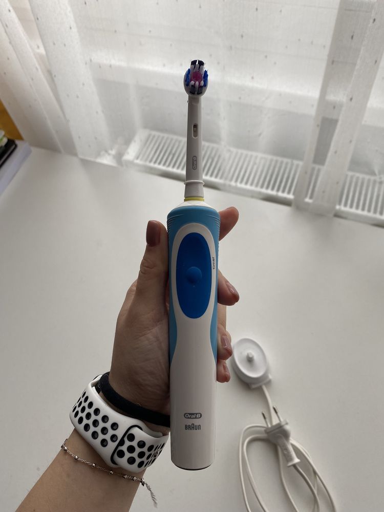 Perie de dinti Oral-B Braun