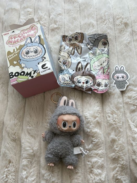 LaBubu original Pop Mart