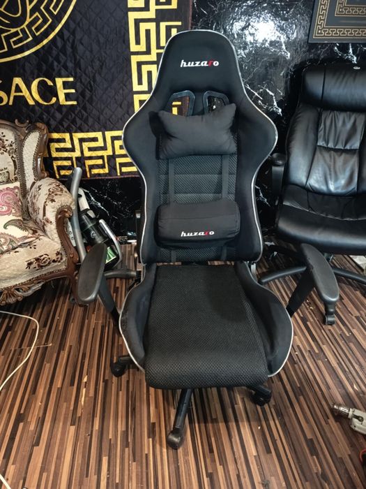 Gaming стол със usb