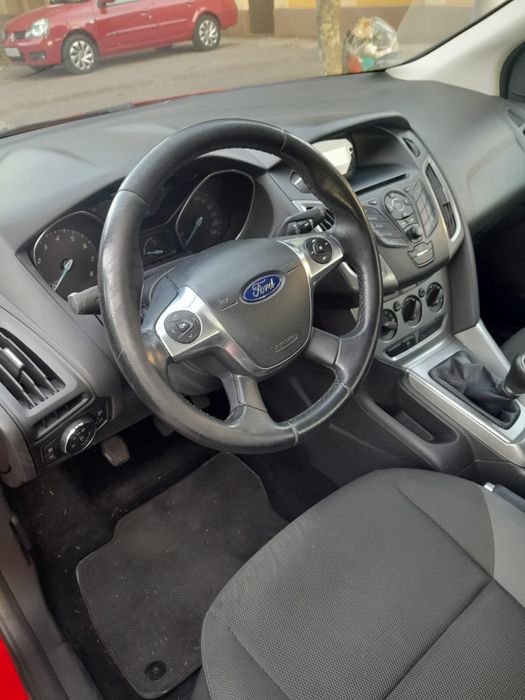 Ford Focus Mk3 1.6 benzina 105cp motor clasic fara turbo