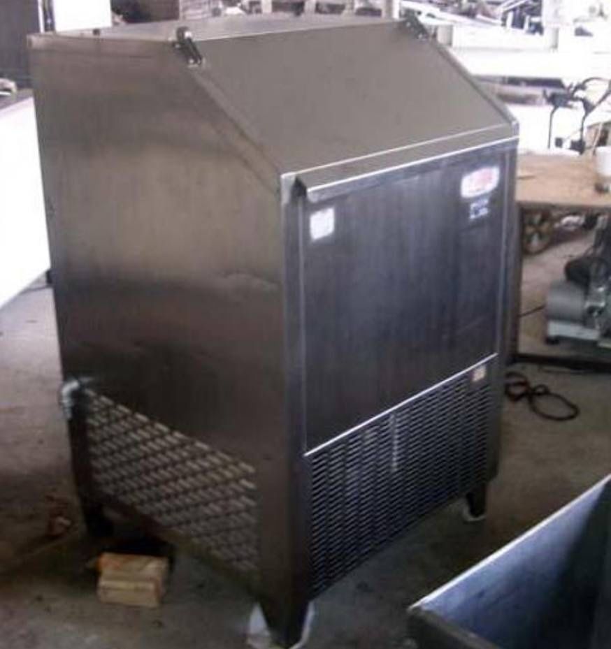 Колбасное оборудование Льдогенератор чешуйчатого льда Maja