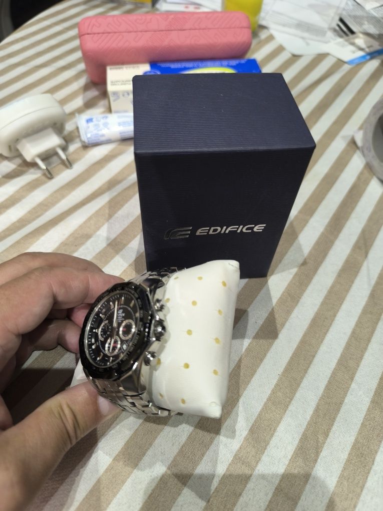 Часовник Casio Edifice
