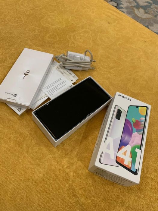 Продам Samsung А41