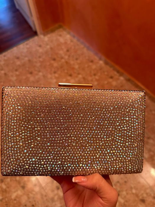 Дамска чанта с камъни