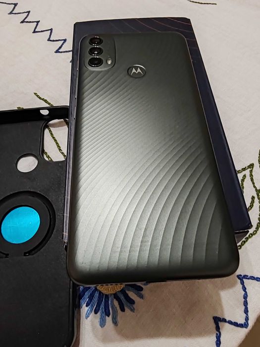 Телефон Моторола Е40