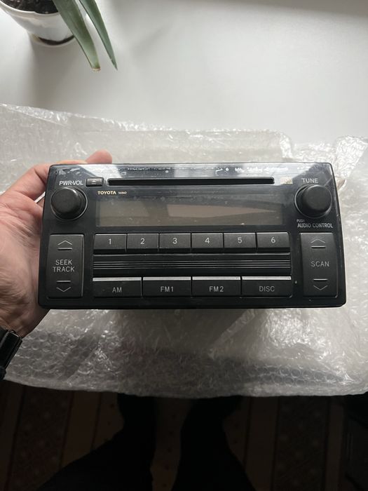 Продам магнитофон на камри 30/35