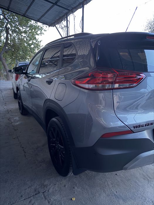 Trakcer 2021 redline