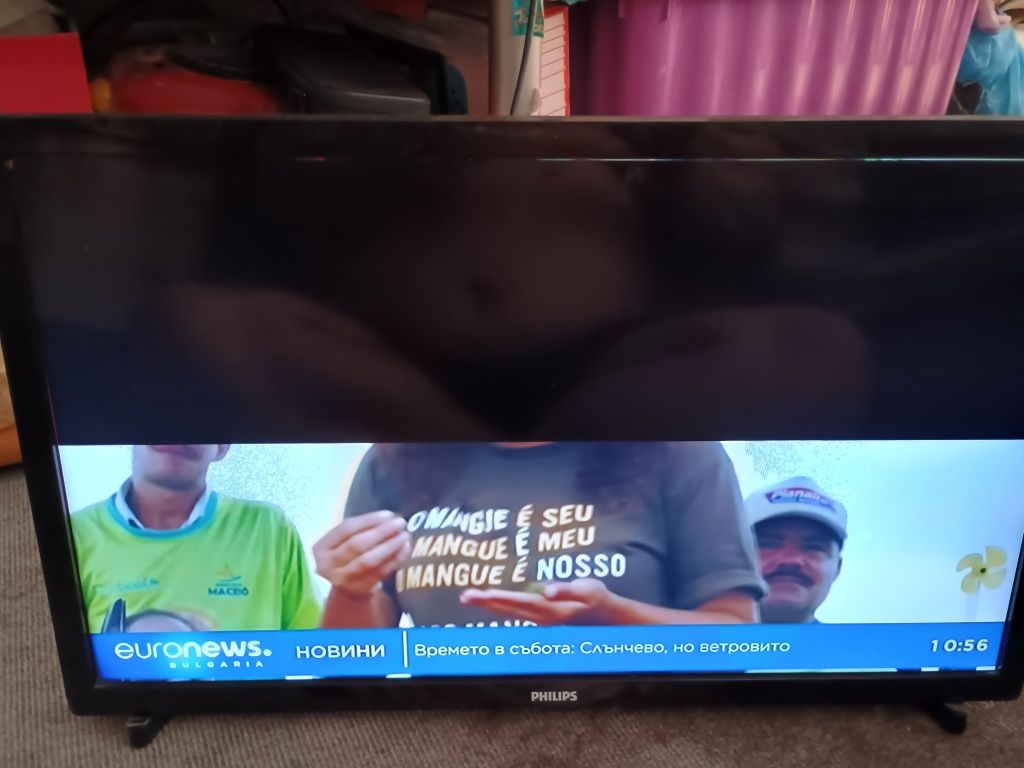 Телевизор Philips 24 инча с повреда за части
