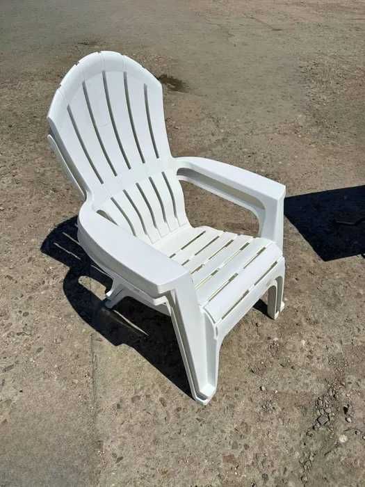 Стилни плажни столове шезлонги нови