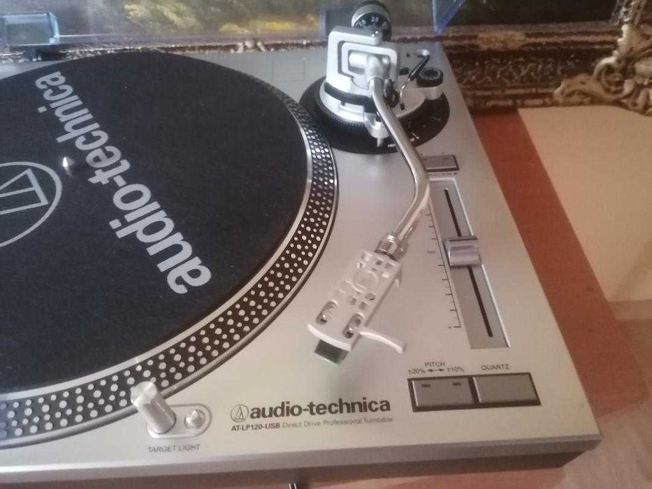 Audio Technica AT LP 120 USB pick up