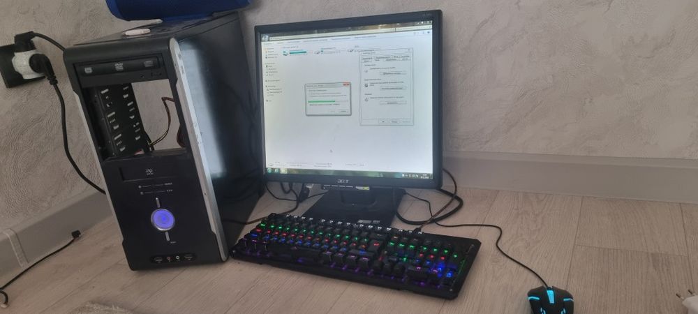 Продам старый пк в рабочем