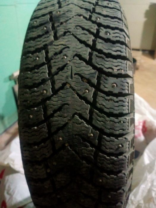 Продам шины  на авто