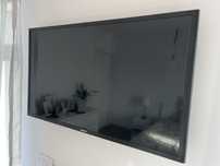 Vand doua TV smart Samsung si Vortex perfect functionale