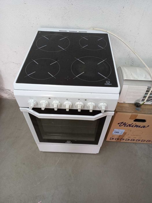 Готварска печка ,лична в отлично състояние