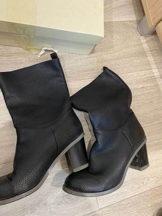 Продам удобные сапоги.