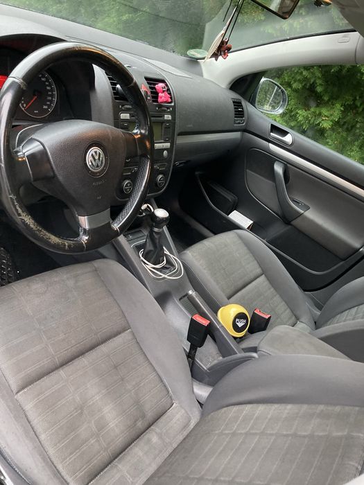 VW Golf 5 – 2008 – 1.9 TDI – Preț avantajos