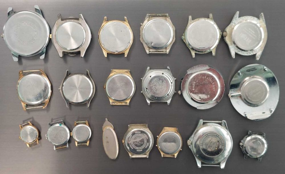 Лот часовници 20 броя