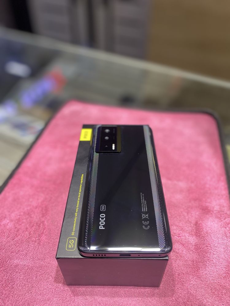 Poco f 5 pro 12/512