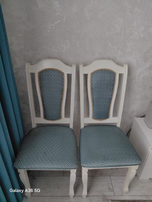 Стулья деревянные