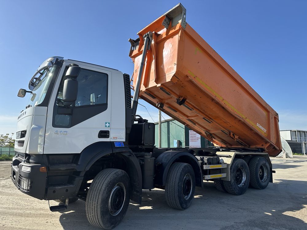 Iveco Trakker 8x4 2010