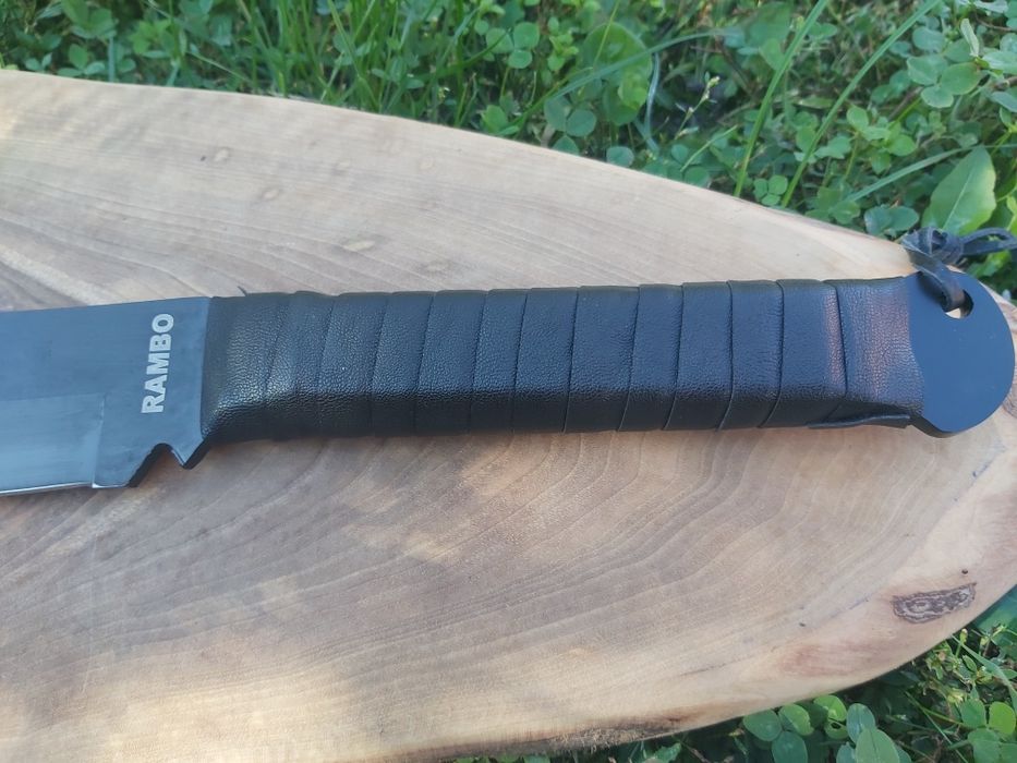 Мачете RAMBO 5 с кожена кания