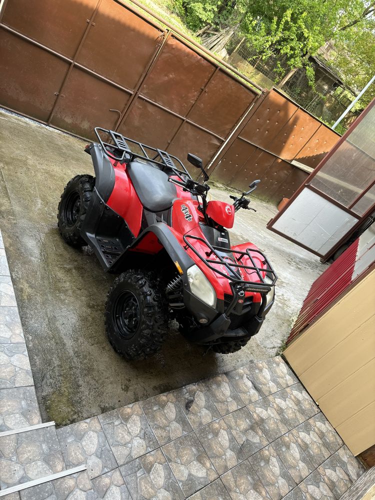 Vand atv kimco 500 4x4 acte la zi se vinde cu fiscal