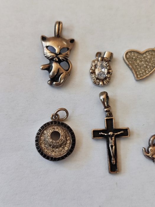 Лот сребърни медальони с проба 925