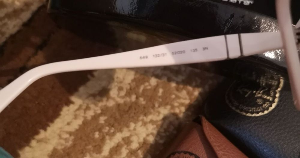 Persol 649 White citește anunțul