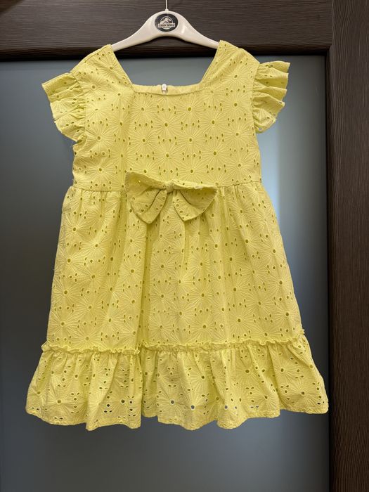 Одежда для девочки 4-5 лет