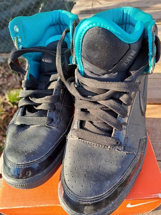 Adidași Nike pentru damă 36