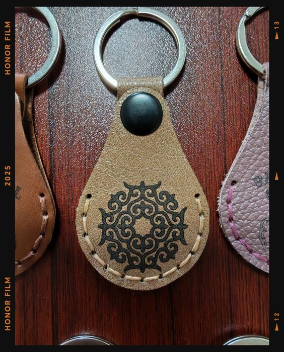 Брелок, чехол для ключа от подъезда