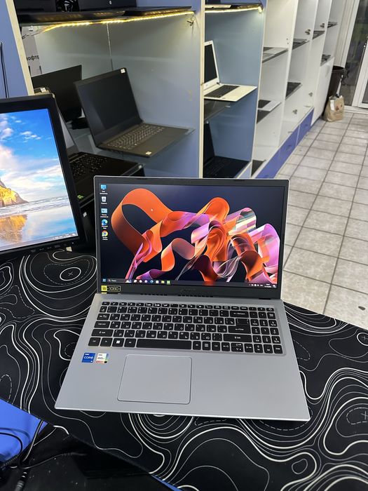 Acer Core i5-1135G7 ОЗУ-12ГБ ССД-512ГБ цикл 33 в отличном состоянии