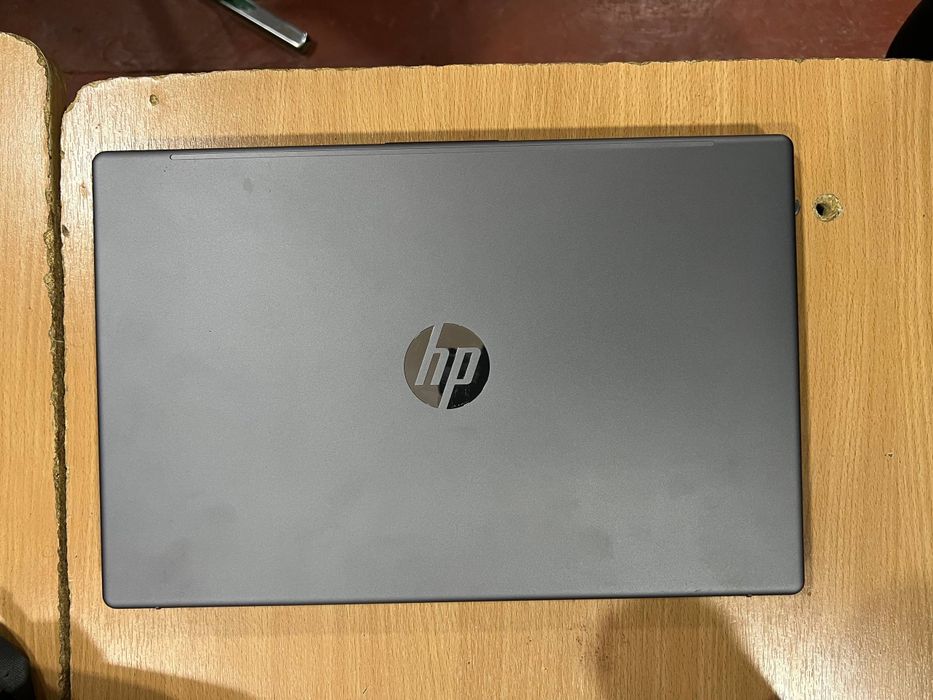 Noutbook HP Ryzen 5 7530 sotiladi