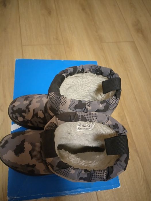 Продавам Адидас SLIP ON BOOT C