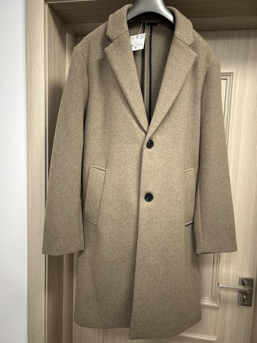 Palton Zara, nou cu eticheta