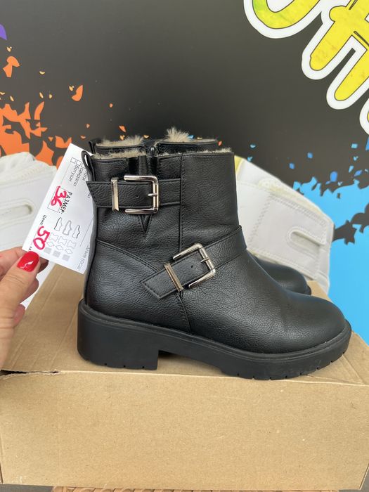 Дамски топли боти M&S номер 36