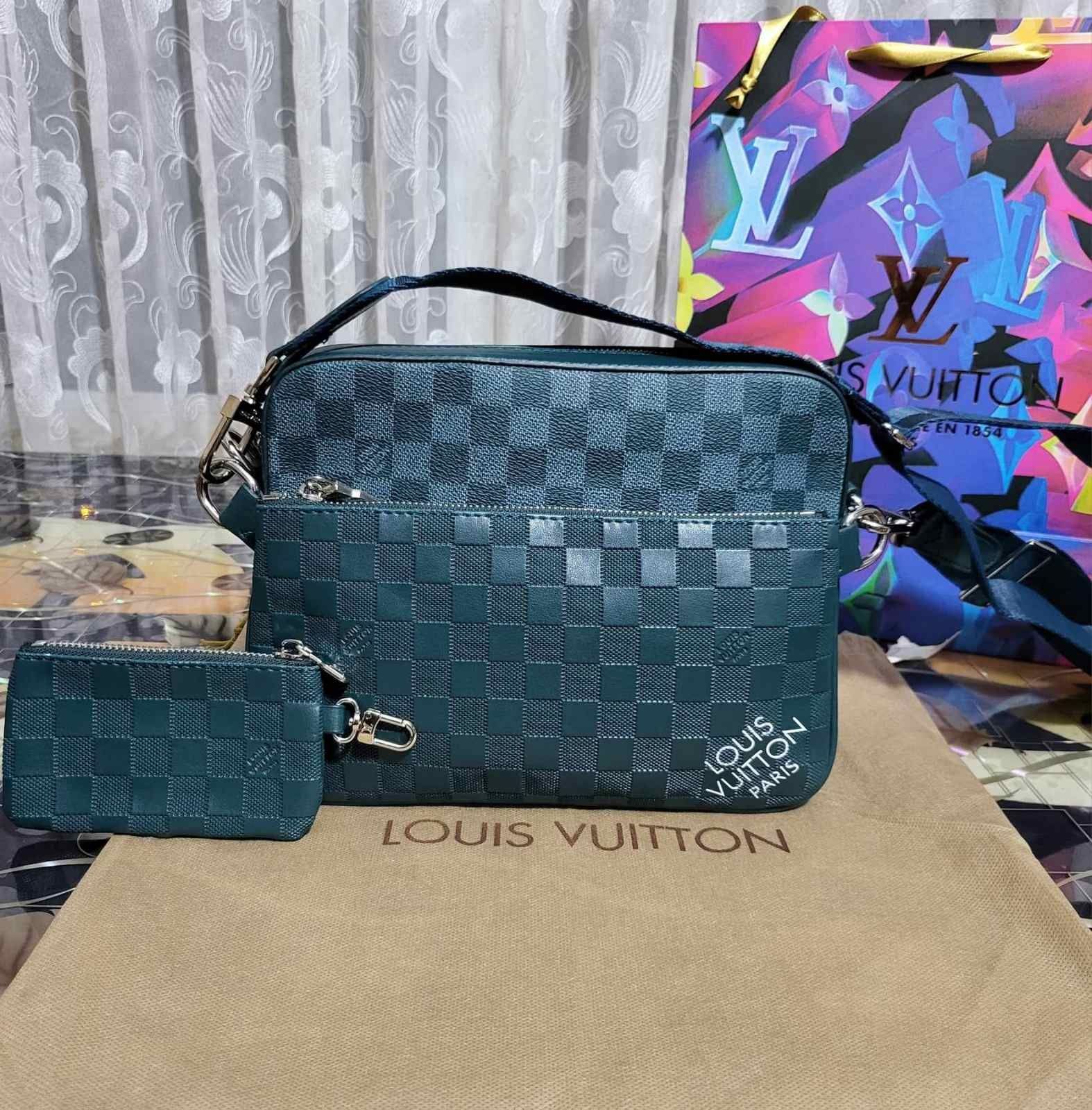 Мъжка чанта louis vuitton