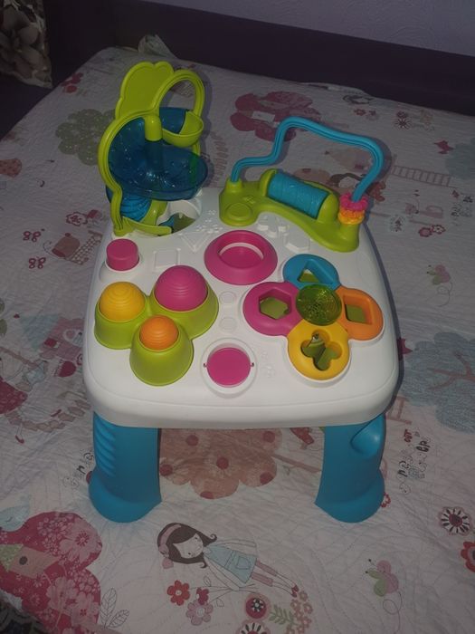 Развивающий столик Smoby