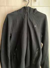 vand hanorac Nike Tech Fleece