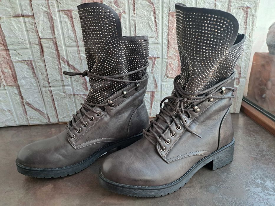 дамски ботуши,зимни обувки,боти,кубинки номер38